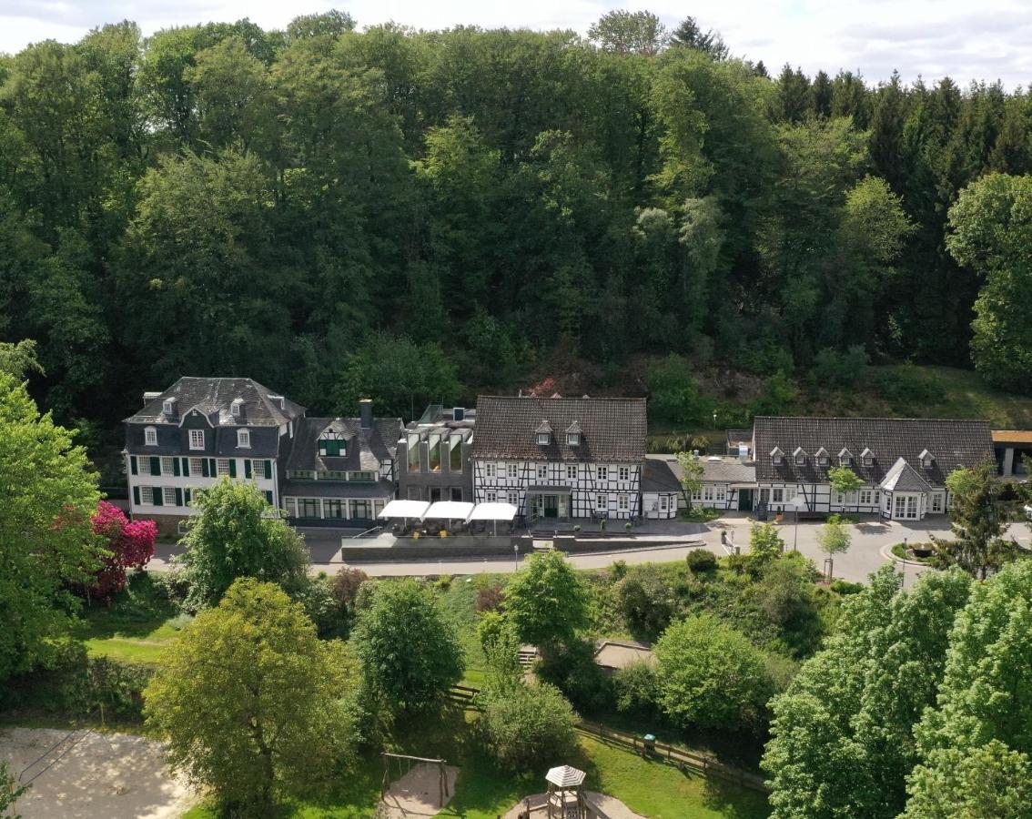 Seminar- & Tagungshotel Grosse Ledder Wermelskirchen Esterno foto